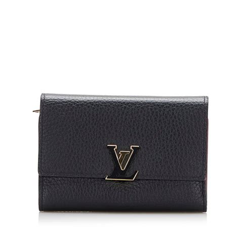 louis vuitton lompakko|louis vuitton capucines.